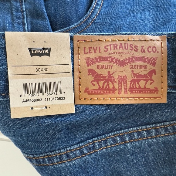 Levis Middy Straight Leg Jeans 30 X 30 Blue Womens Mid Rise NEW. 1112 - Picture 5 of 5